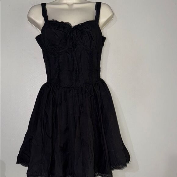 FOREVER 21
Lace-Trim Bow Bustier Mini Dress Small - Picture 1 of 13